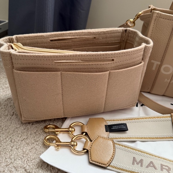 Used Marc Jacobs Mini Leather Tote Bag - Picture 10 of 12